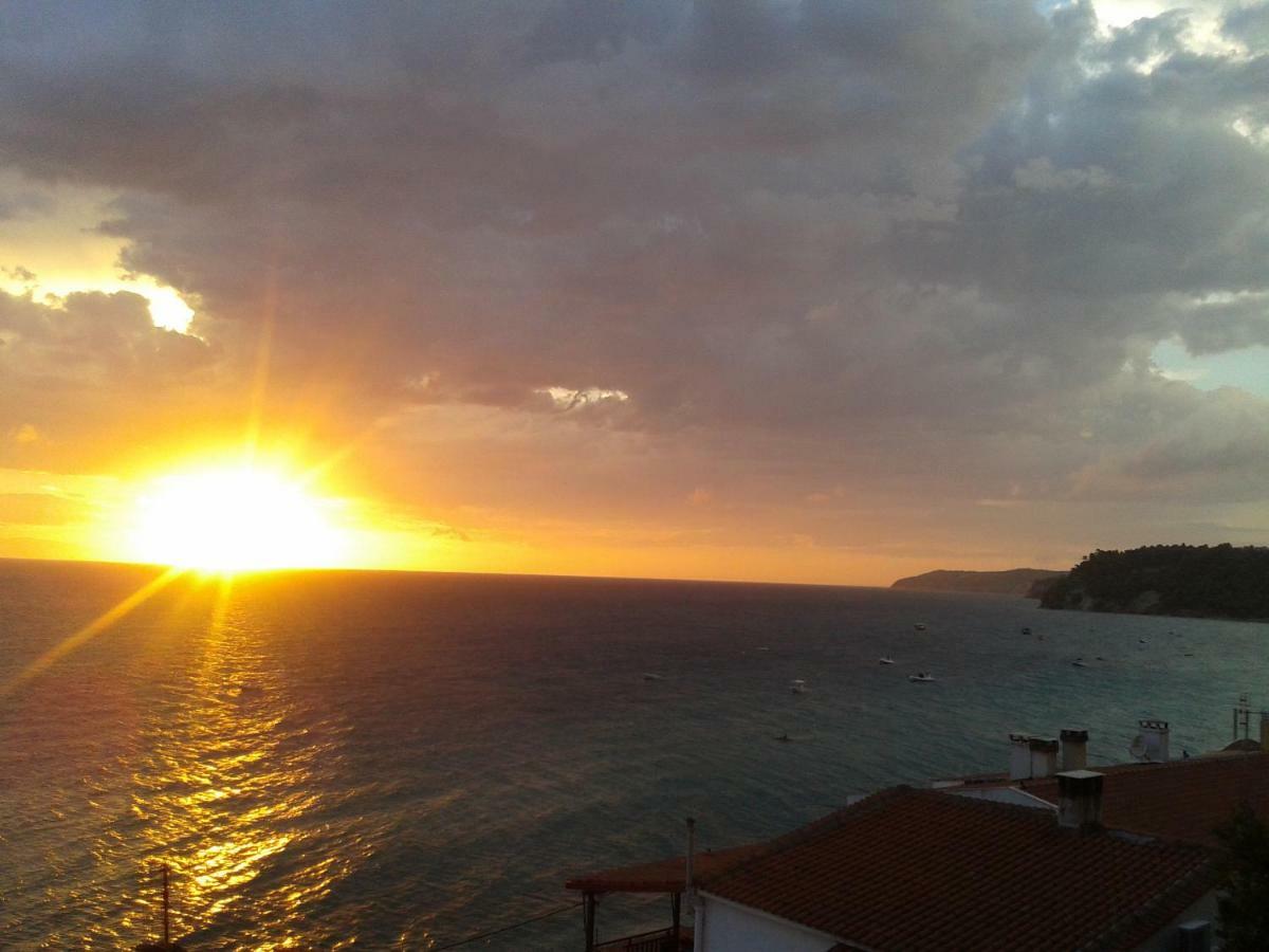 Villa Siviri, the beautiful sunset Extérieur photo